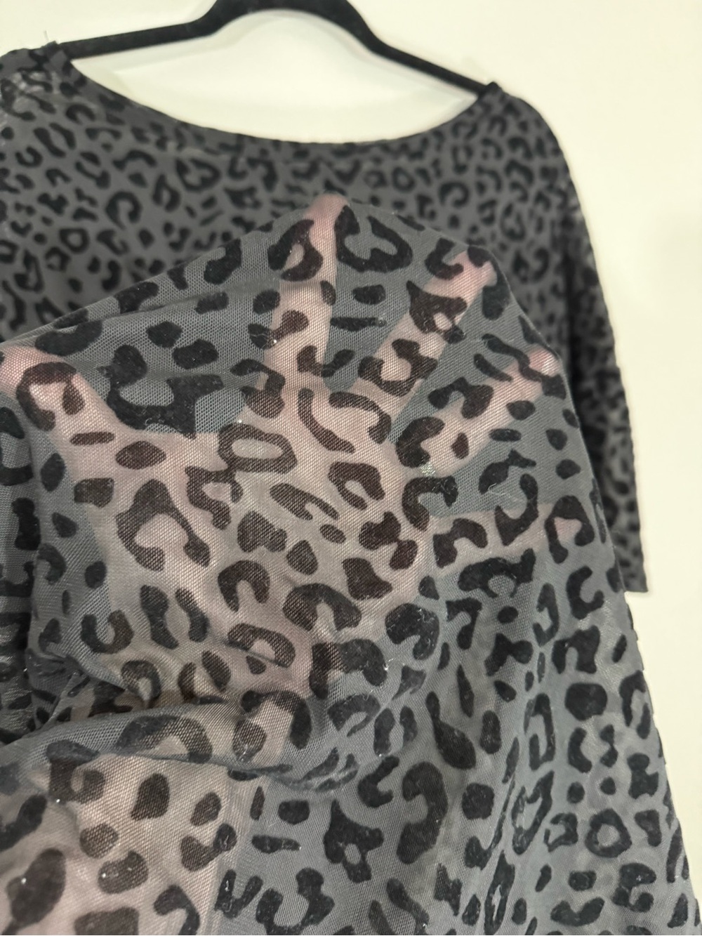 Women's Grey Leopard Print Short Sleeve Tee - Picture 2 of 4